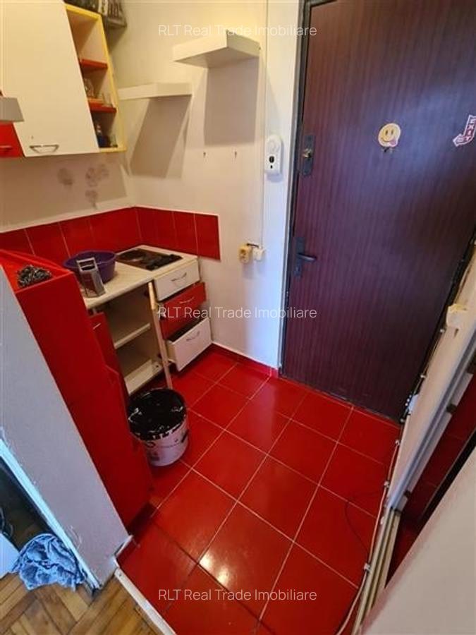 Garsoniera mobilata zona Uzina 2 - 5