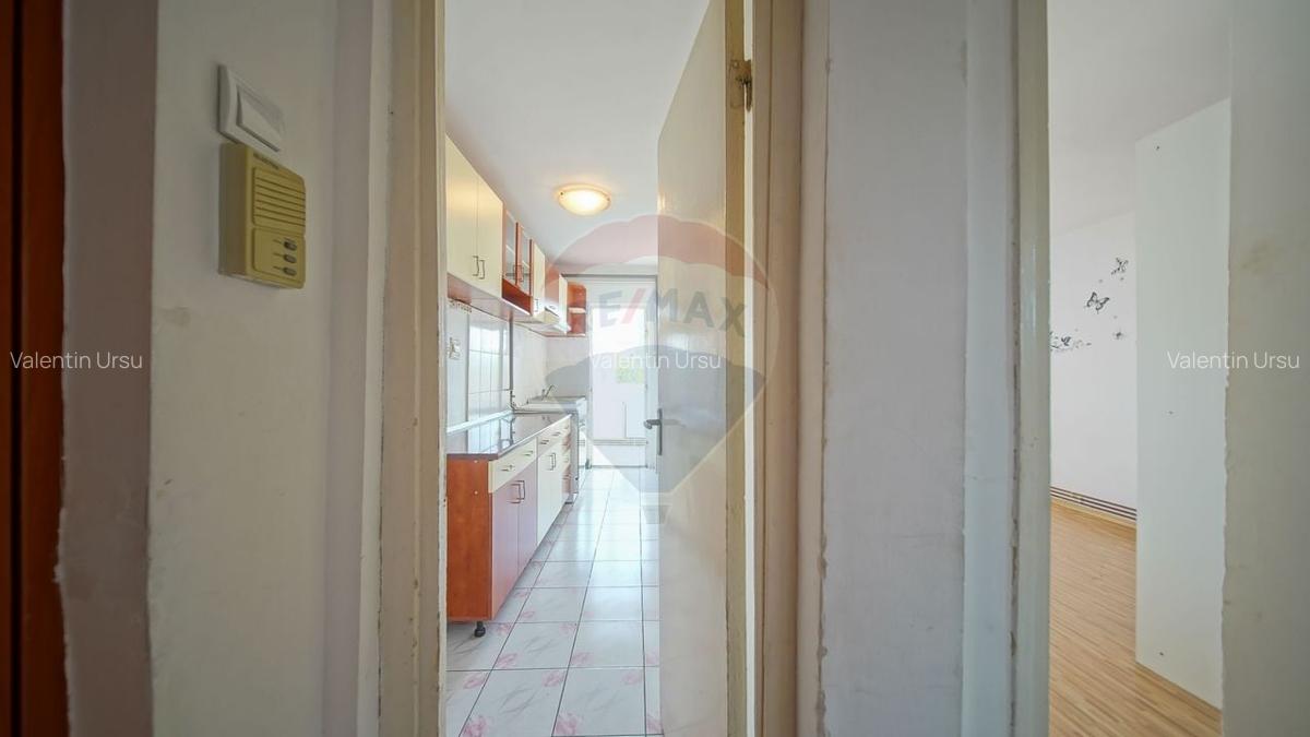 Garsoniera decomandata de renovat - Strada Sitarului, Brasov - 8
