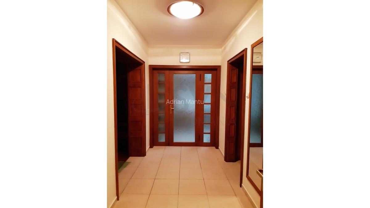Apartament cu 3 camere semidecomandat în Cotroceni - 7