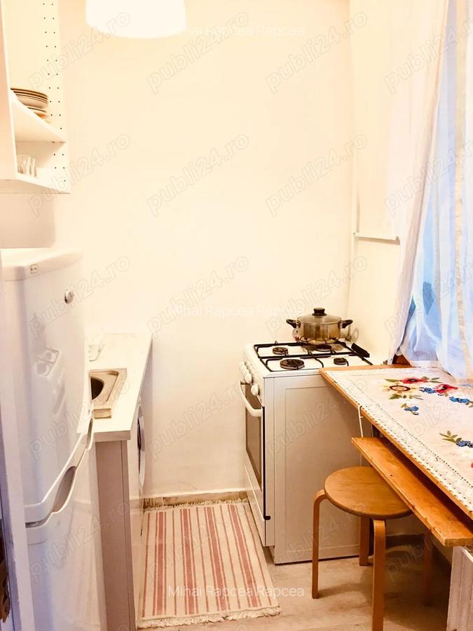 Ofer spre inchiriere garsoniera Pia?a Norilor, Sector 4 - 3