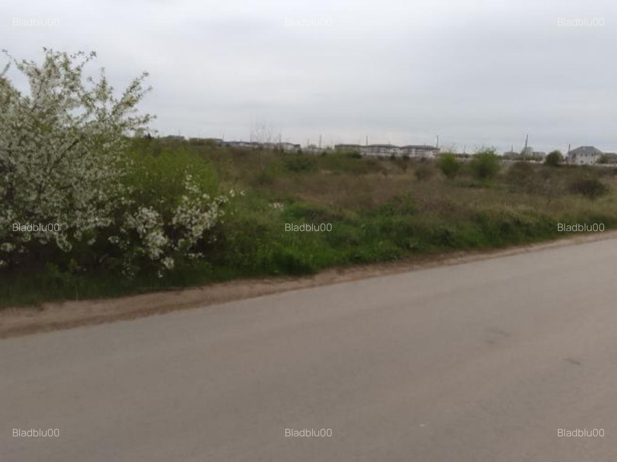 Închiriez 44000m la lac 5 km Bucureștii - 1 Închiriez 44000m la lac 5 km Bucureștii - 1