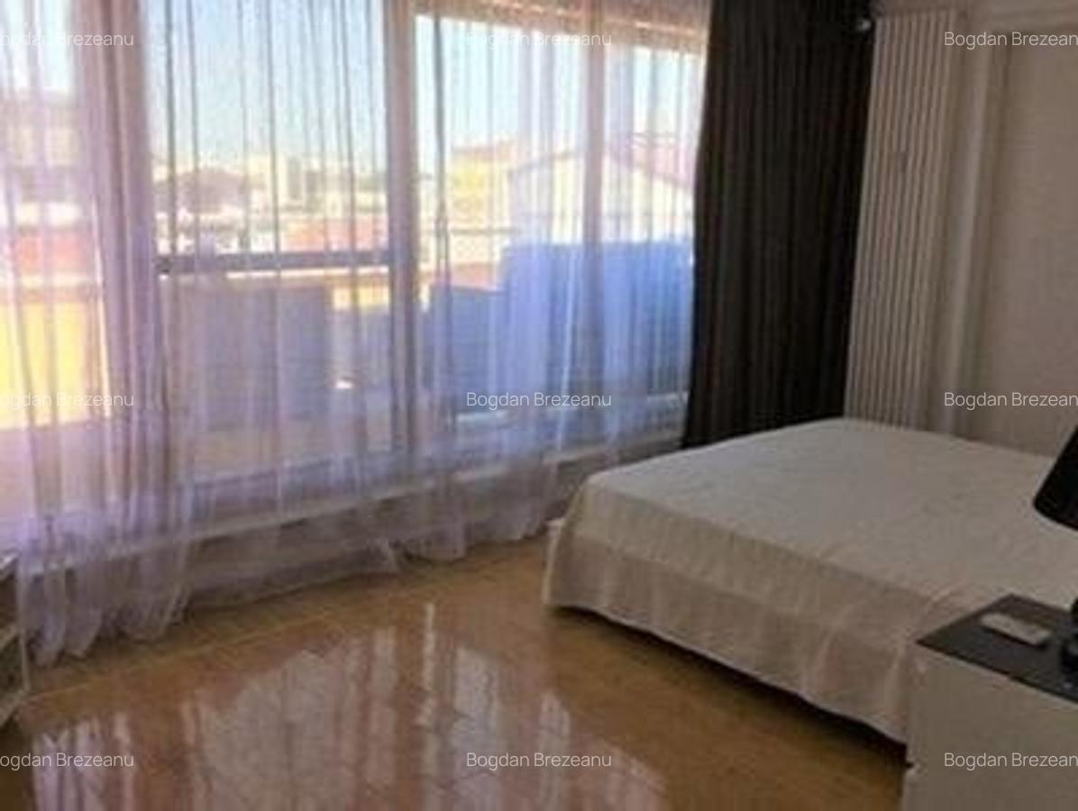 Apartament cu 3 camere semidecomandat, mobilat în Aviatorilor - 8