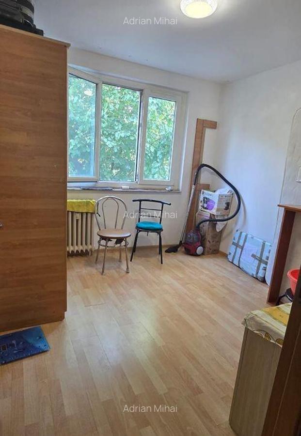 Apartament 3 camere Titan decomandat etaj 2/4 - 5