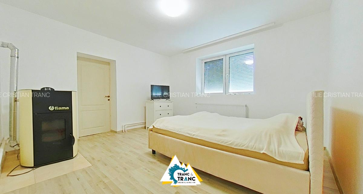Casă cu 3 camere în Curtici - 3