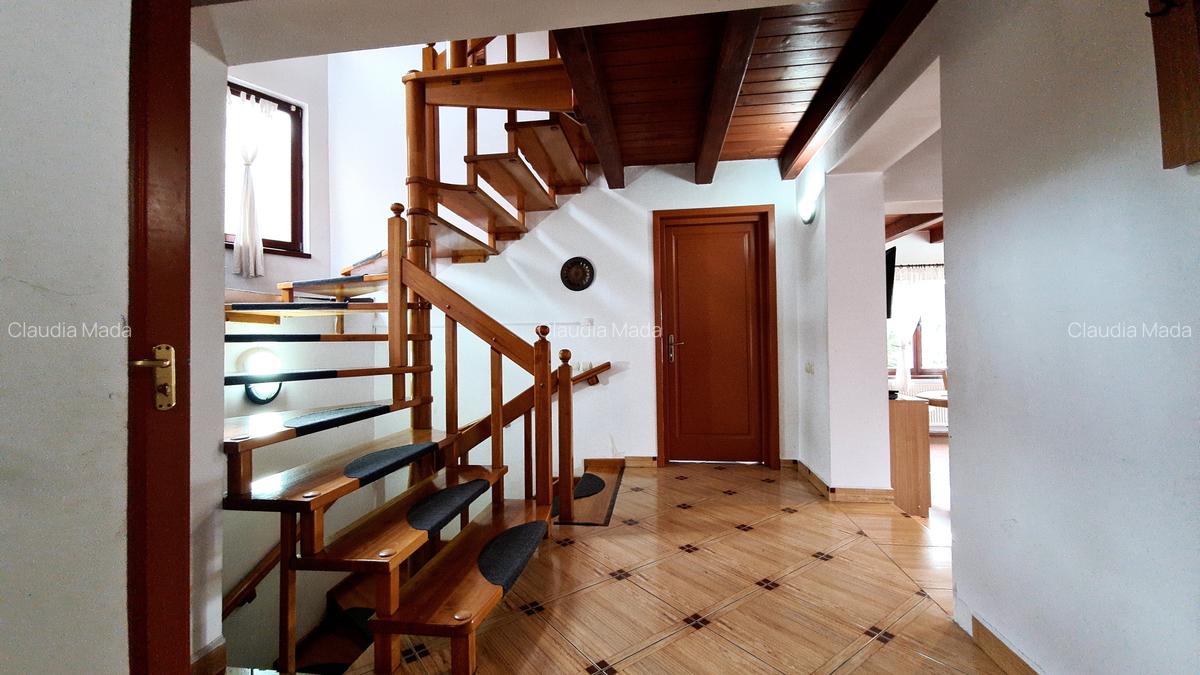 Casă individuală cu 6 camere în Dobârlău - 10