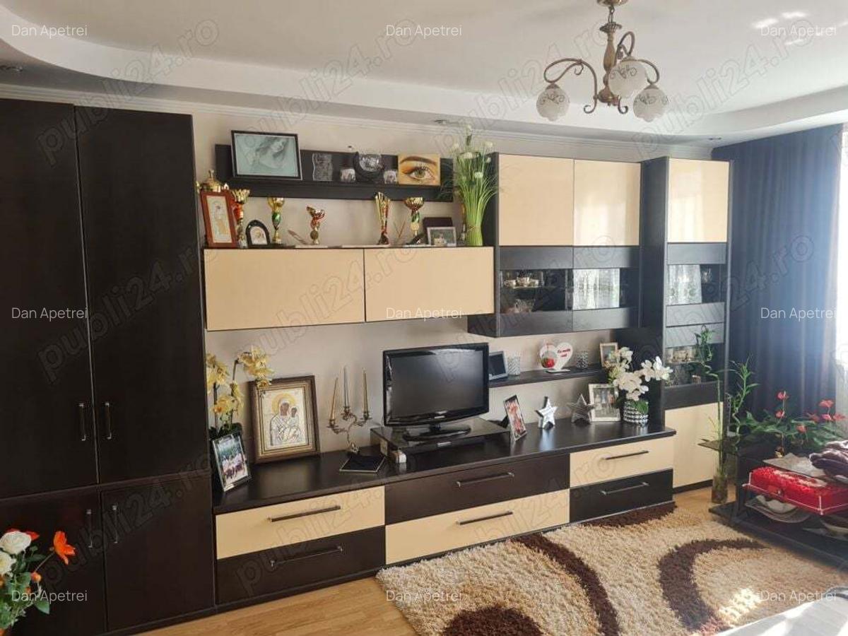 Apartament 3 camere B-dul Traian - 3