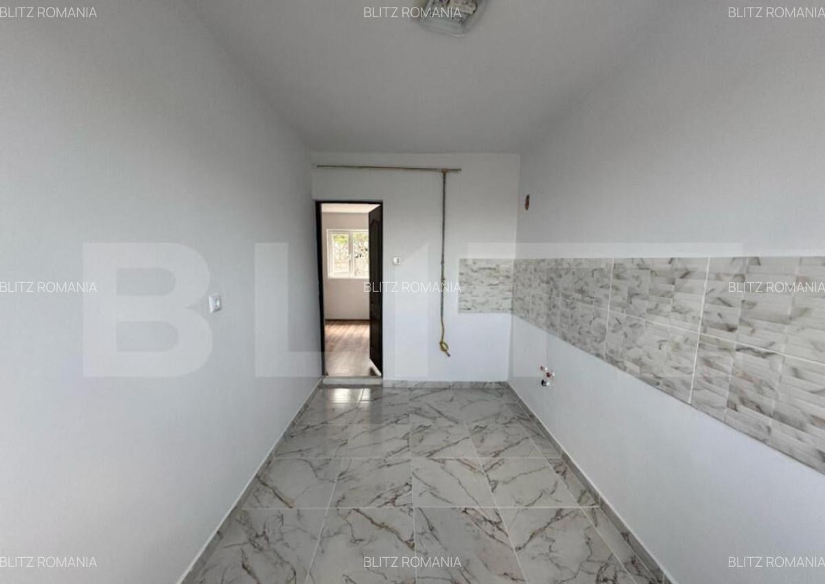 Casa cu 2 camere si cu o superba priveliste spre Castelul Co - 2