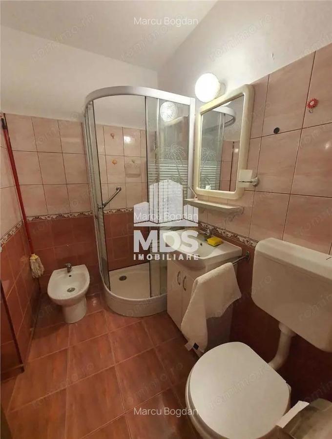 Mobilat si utilat la etajul 2 aproape de Medicina - 1