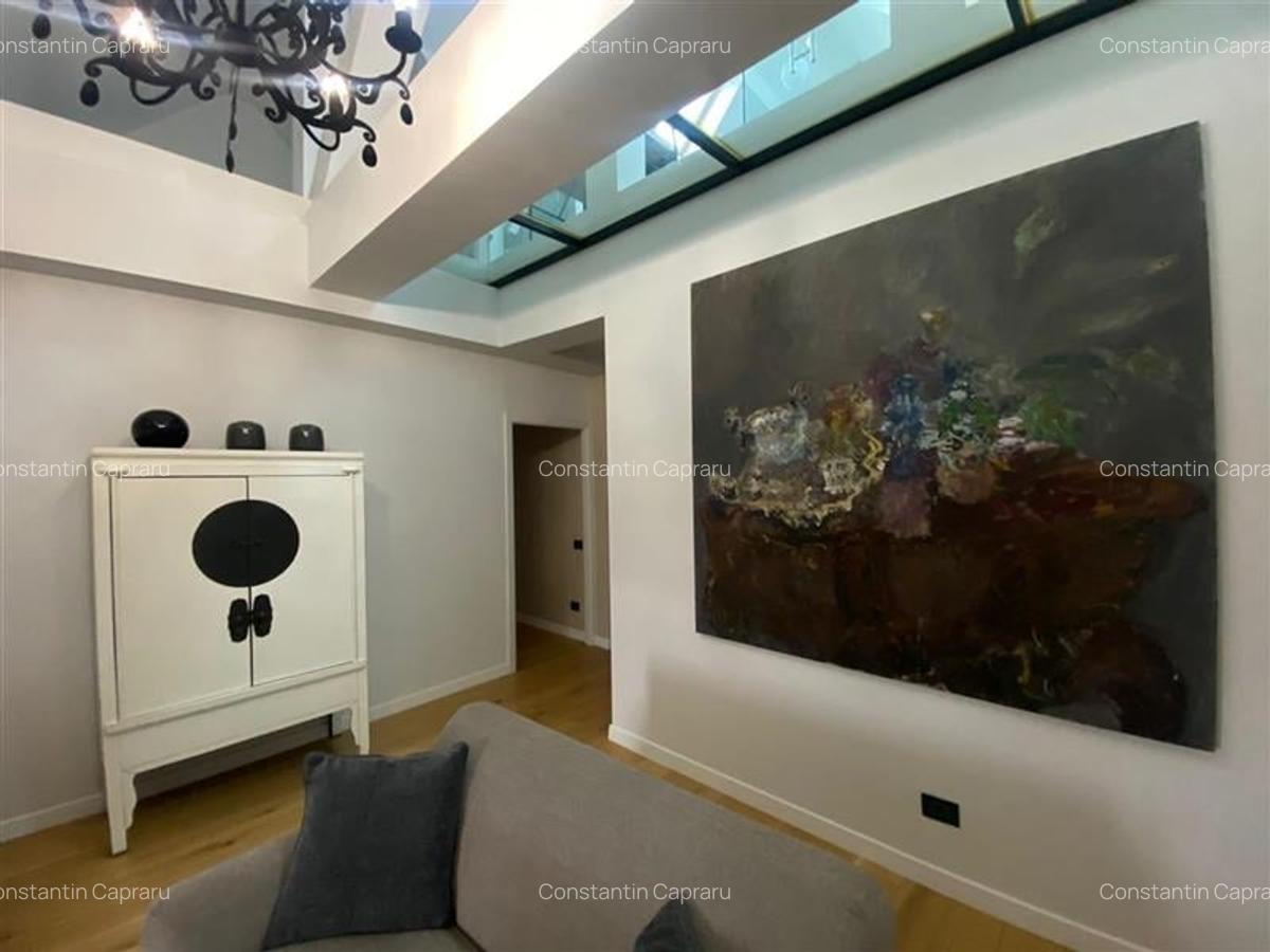 Penthouse in vila, de vanzare - Strada Tokio - 15