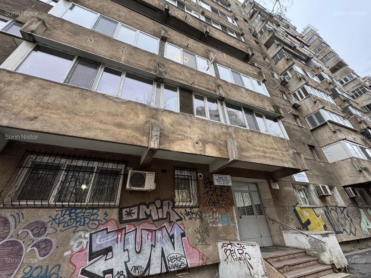 De vanzare - Garsoniera 32 mp - 350m Metrou Iancului - 11