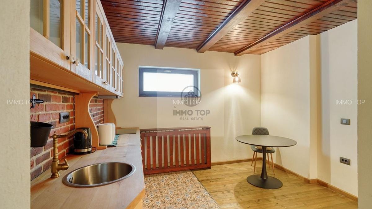 Închiriez casă în Centrul Brasovului/ curte privata - 8