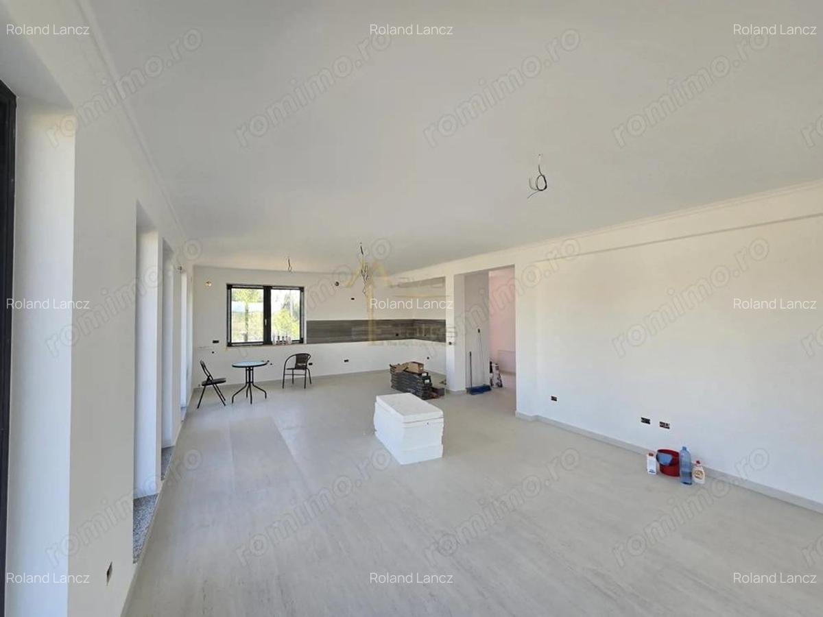 Satu Mare, Zona Auchan, Casa individuala cu tripane, zona linistita. - 6 Satu Mare, Zona Auchan, Casa individuala cu tripane, zona linistita. - 6