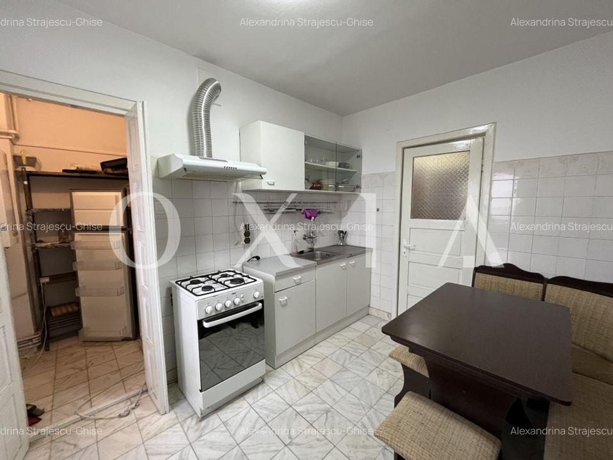 SX655 3 Camere decomandat - Etaj intermediar - 13