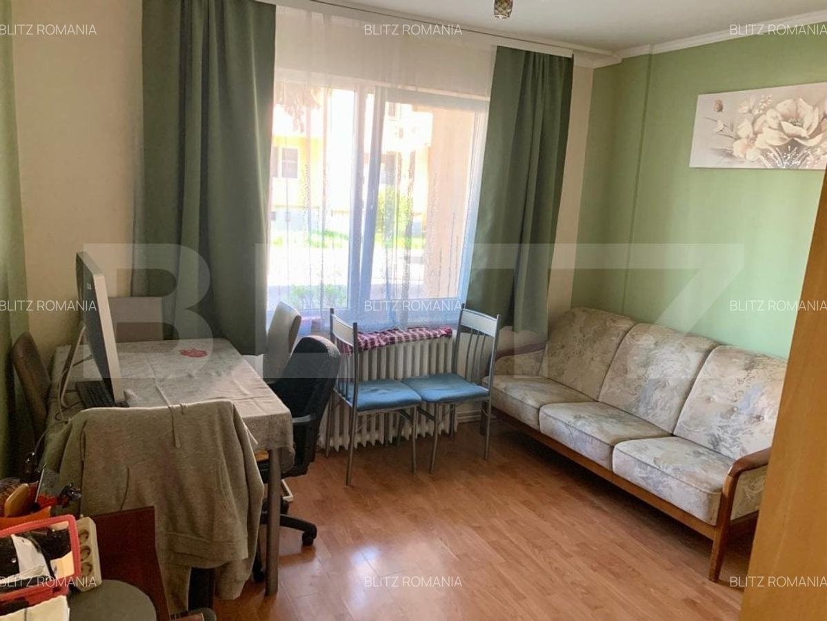 Apartament de vanzare cu 3 camere, 68 mp, zona Tudor - 2