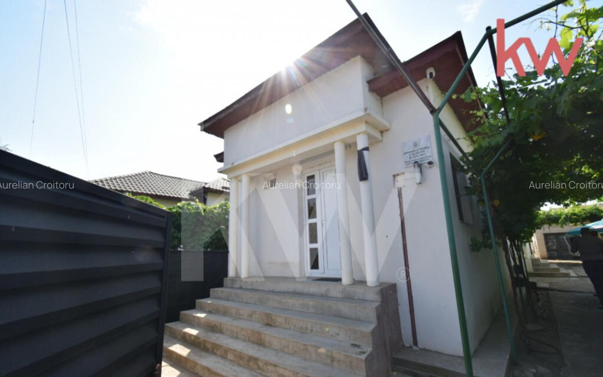 Casa central Isalnita, toate utilitatile - 16