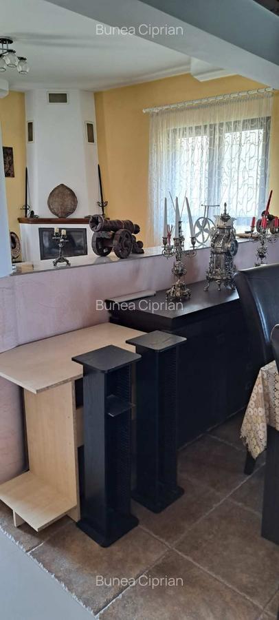 Casa spatioasa cu curte si gradina, Orasul Avrig - 11 Casa spatioasa cu curte si gradina, Orasul Avrig - 11