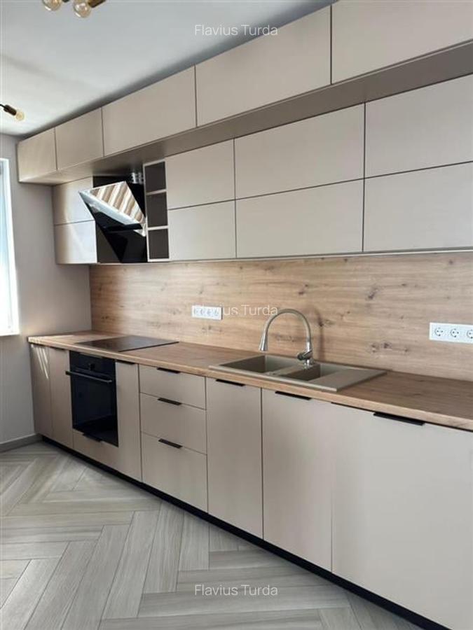 Casa 5 camere teren 220 mp  zona Calea Cisnadiei - 4