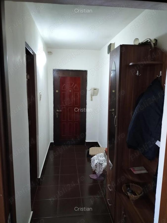 Vand apartament 2 camere - 2