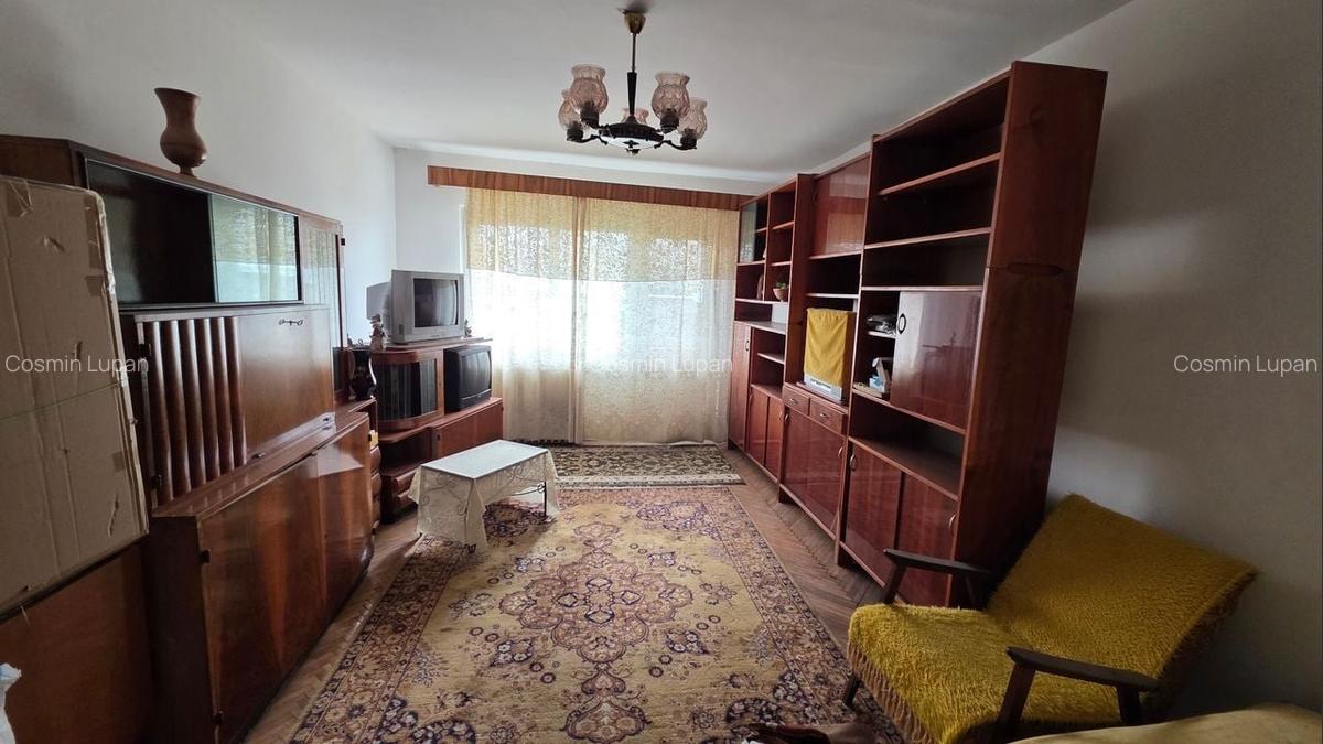 Apartament 3 camere, etaj intermediar, zona Liceul Dl. Tudor - 3