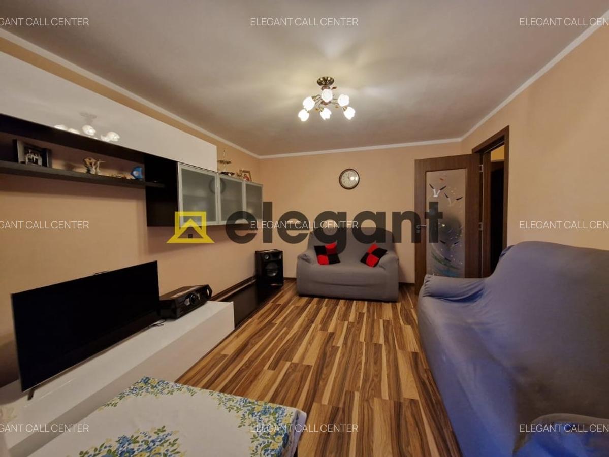 3 camere, decomandat, 71 mp, etaj 3, centrala, mobilat, Brazda-Consul - 2
