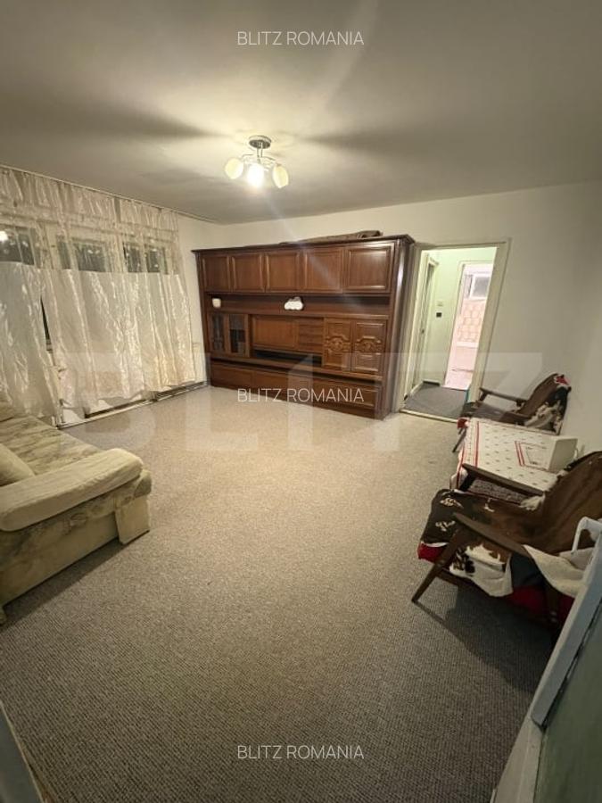 Apartament cu 2 camere, 54 mp, etaj 3, cu balcon si boxa la pod - zona HAN - 1