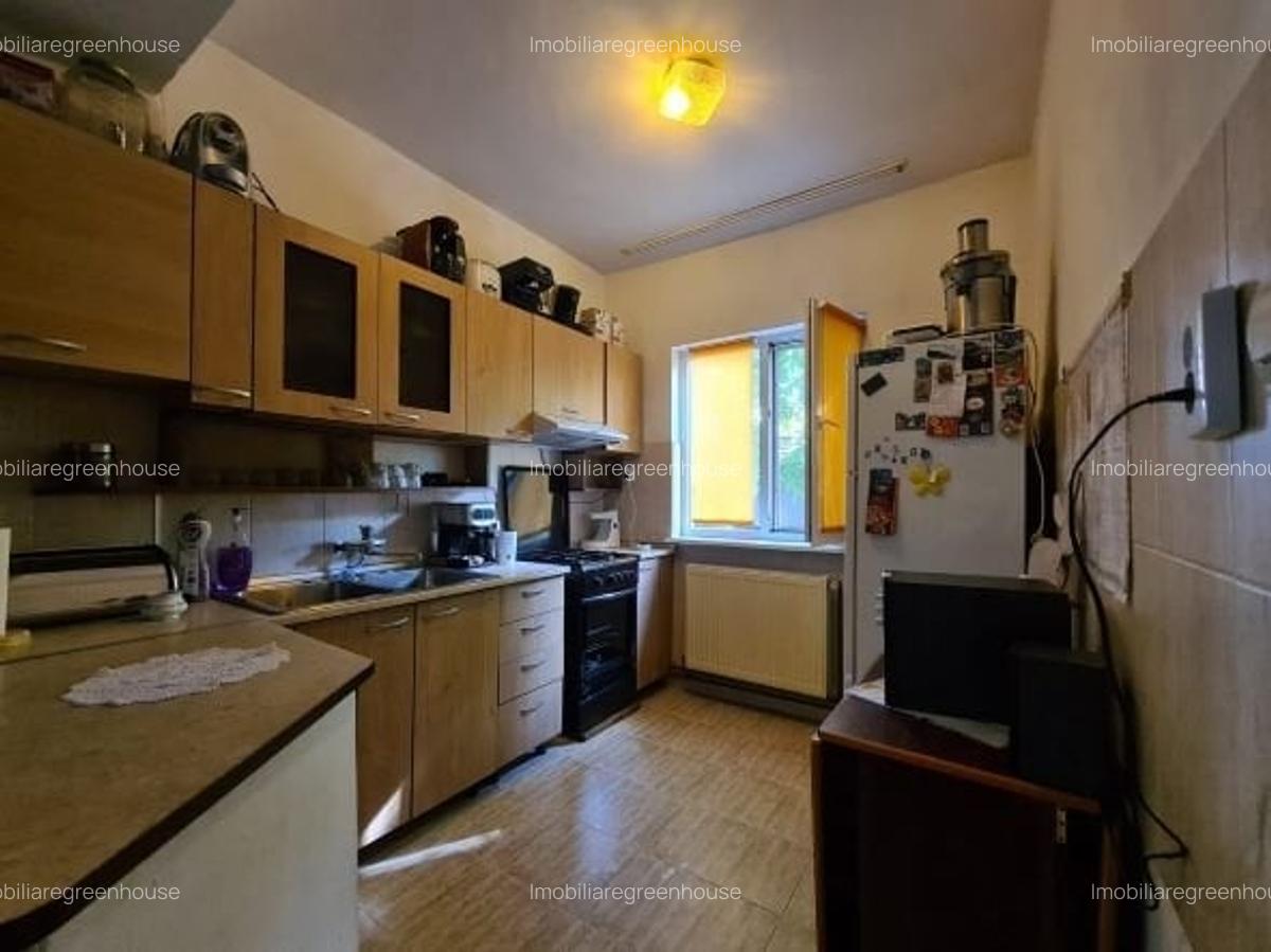 Casa si spatiul comercial Deva zona Centrala - 13