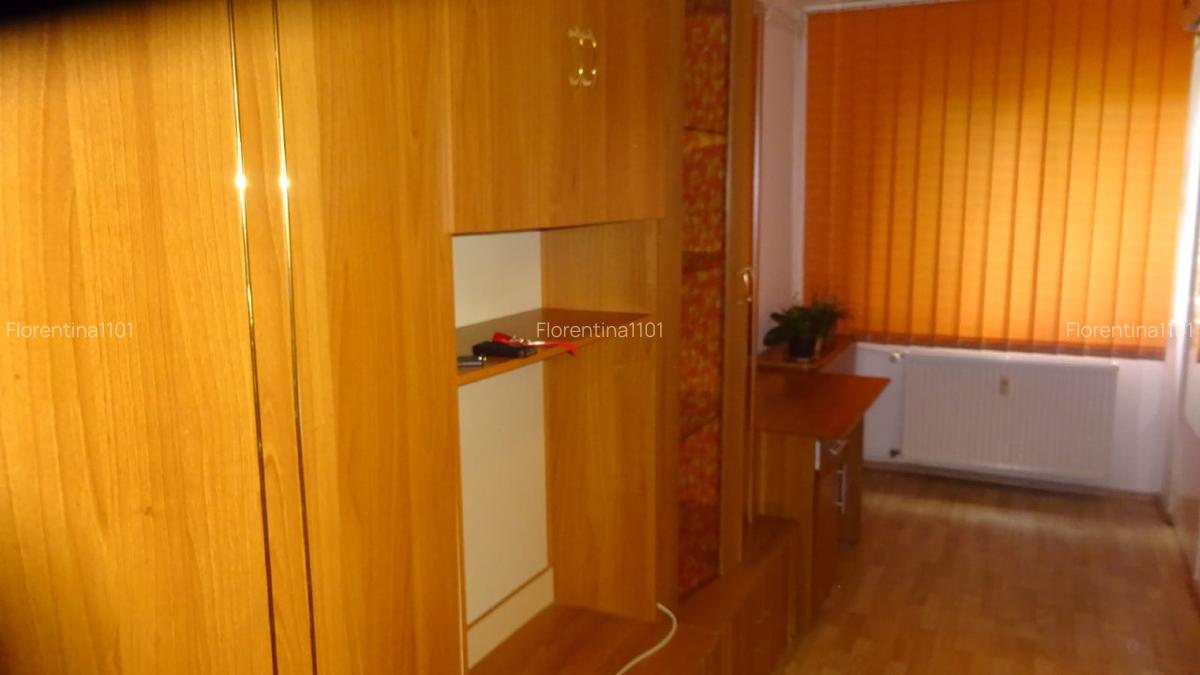 Vand garsoniera zona sud, etajul 2 , mobilata si utilata - 5