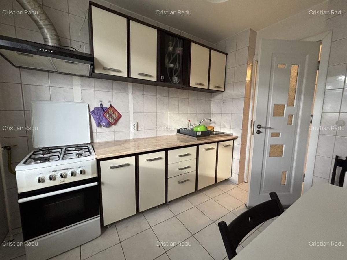 Apartament cu 3 camere, mobilat în Crângași - 17