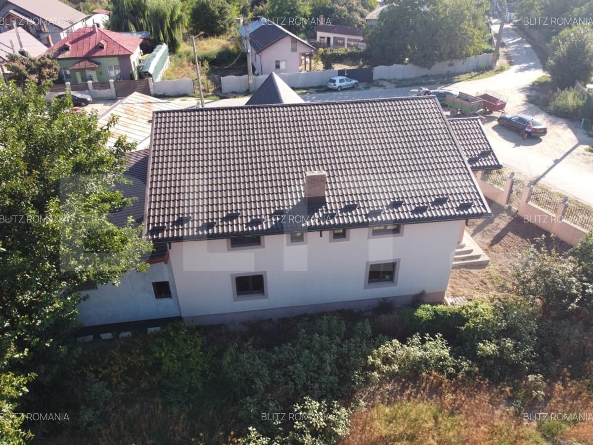 Casa la rosu, de vanzare, 250 mp, zona Slobozia Moara - 7