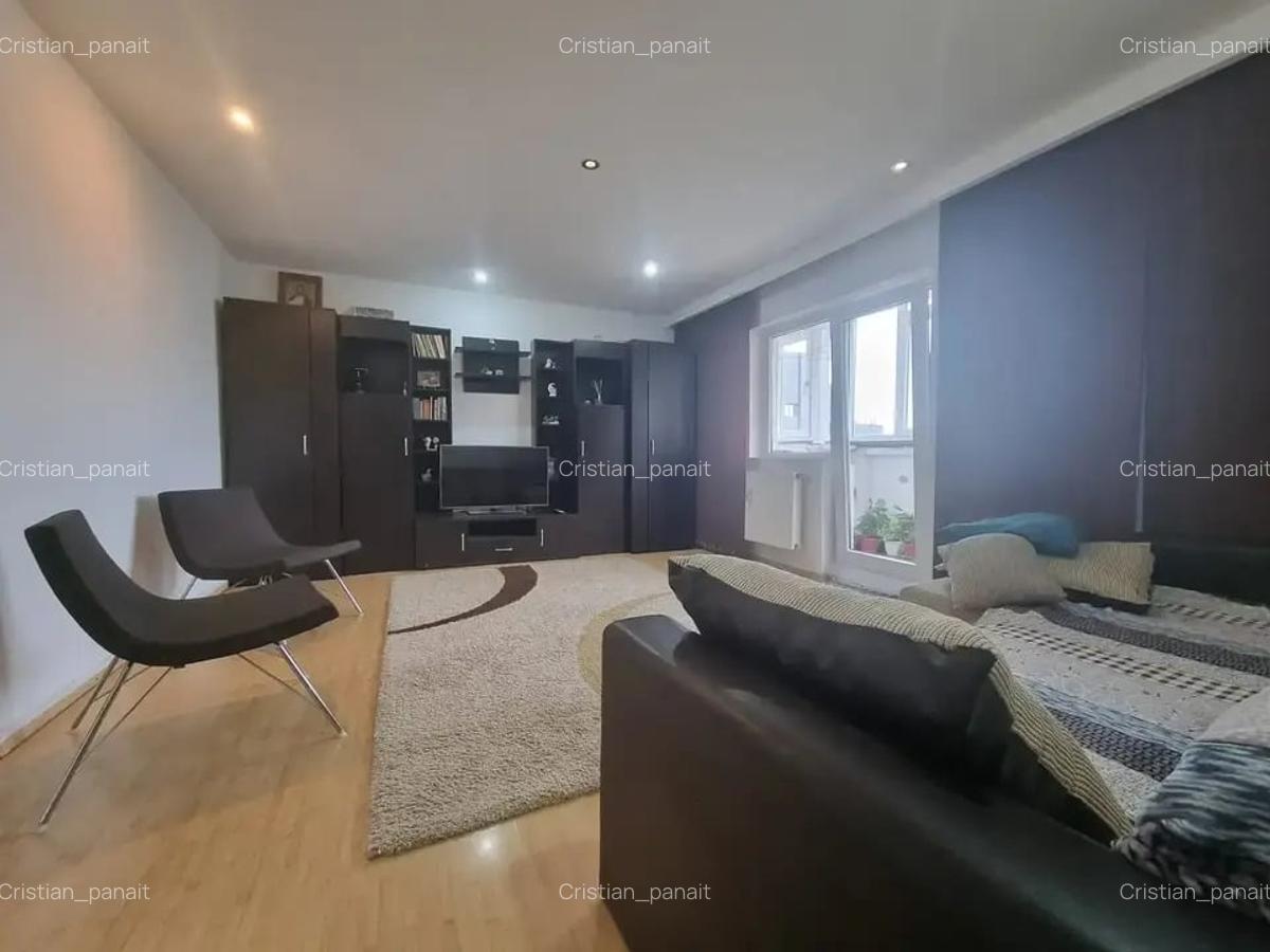 Apartament cu 2 camere decomandat în Nerva Traian - 2