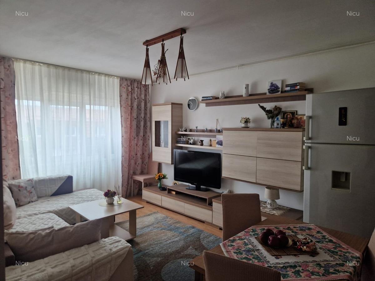 Agenție imobiliară vindem apartament cu două camere în Năvodari - 1