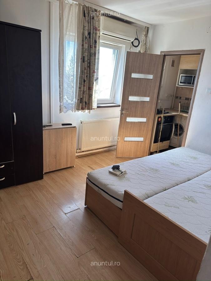 Bld 1 Decembrie, Titan - 6