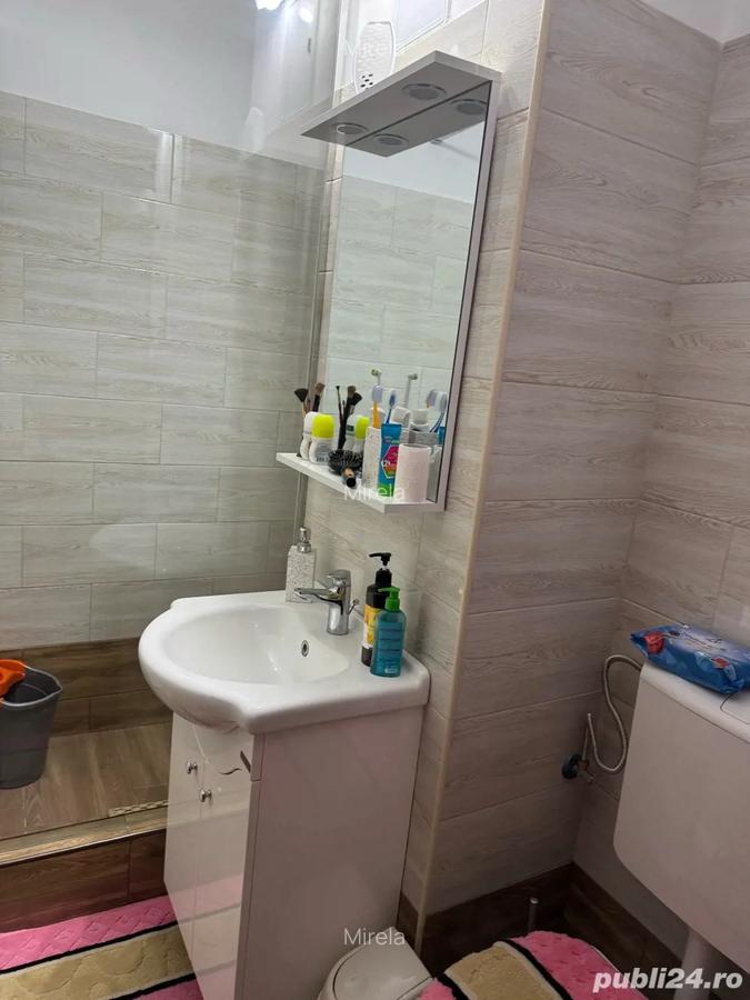Apartament cu 3 camere de vanzare - 6