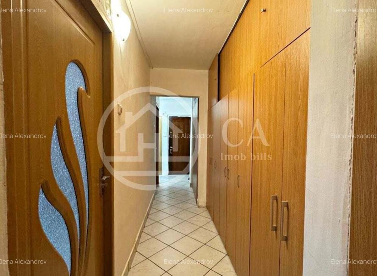 Apartament cu 3 camere de vanzare Str. Banatului Zona Velenta, Oradea - 14
