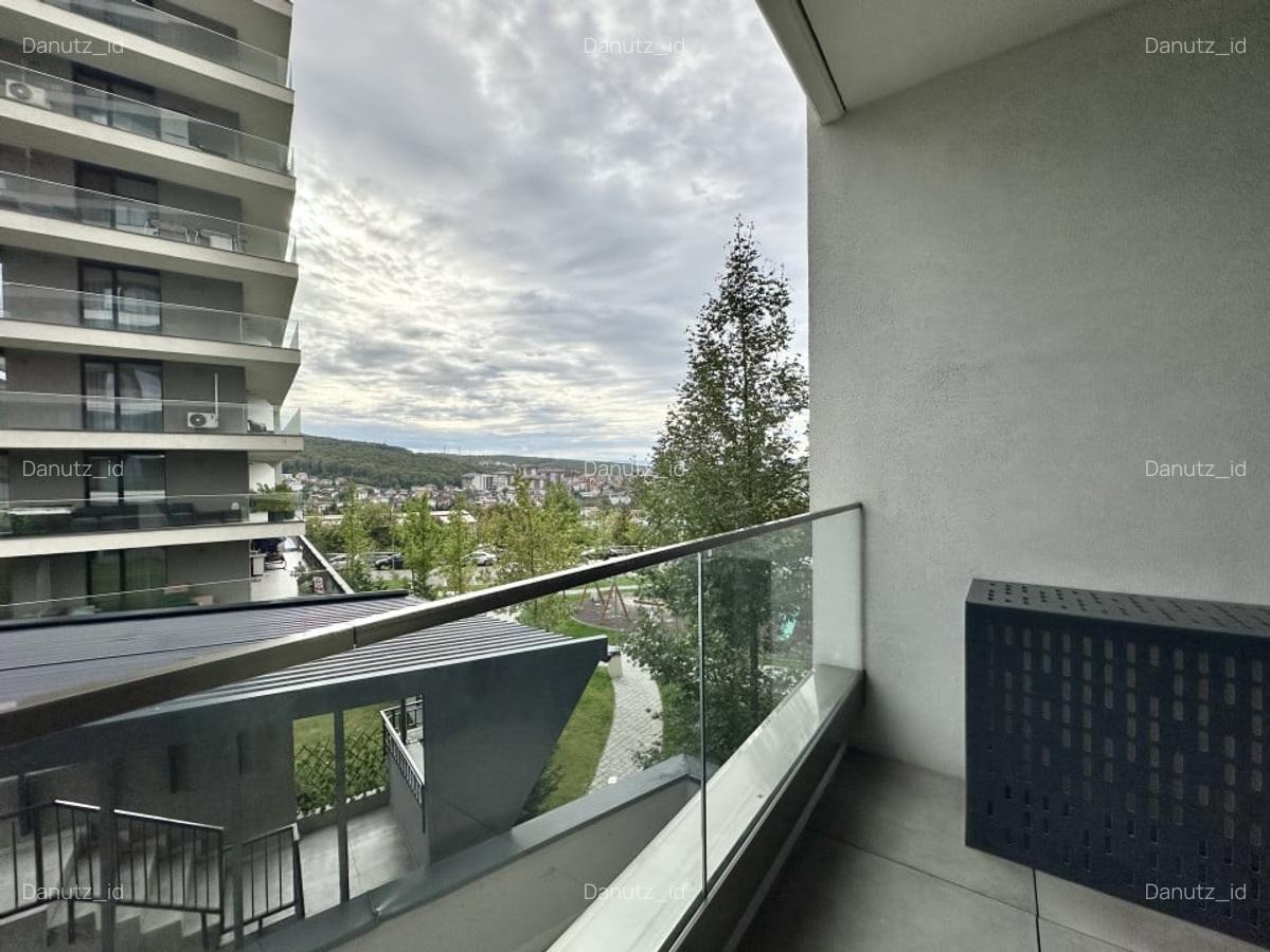 Inchiriere Apartament 3 camere, 2 bai, garaj si boxa, Azoria - 15