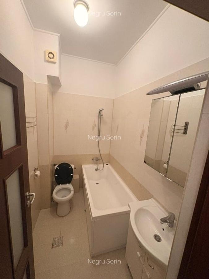 Apartament 3 camere , boxa, loc parcare, șos. Chitilei - școala Costeasca - 3