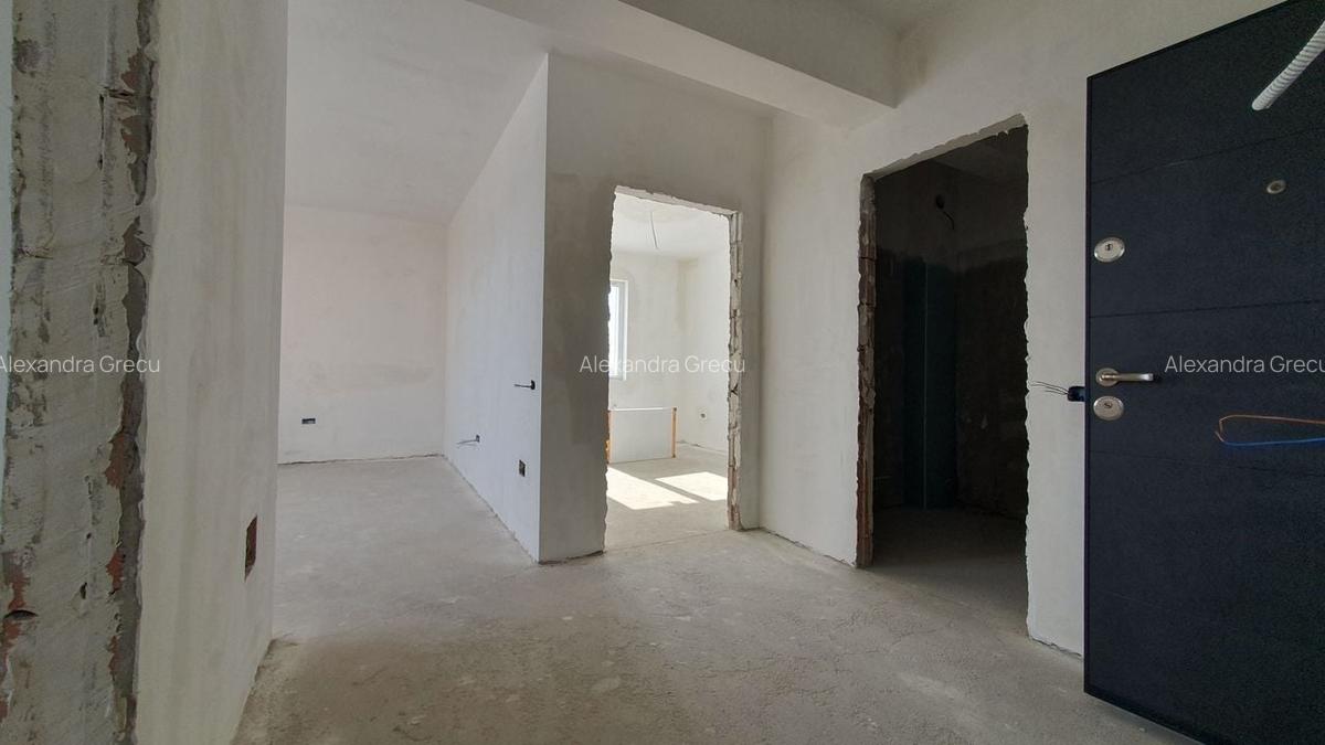 Apartament cu 3 camere decomandat în Apărătorii Patriei - 6