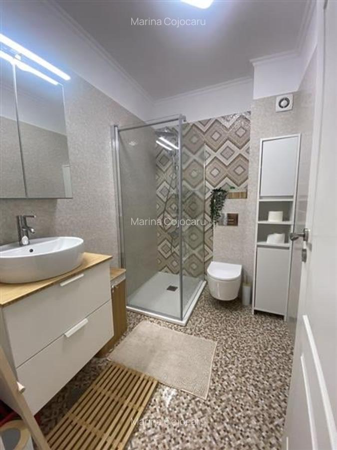 2 Camere, Domenii (str. Soveja), Curte (28 mp), Centrala, 5 min Metrou 1 Mai - 5
