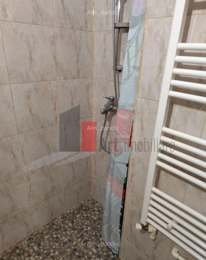 Apartament de vanzare cu 2 camere in zona Pajura. - 13