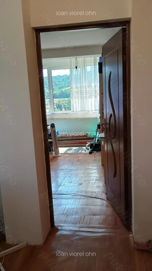 Vand ap.3 camere,decomandat - 8