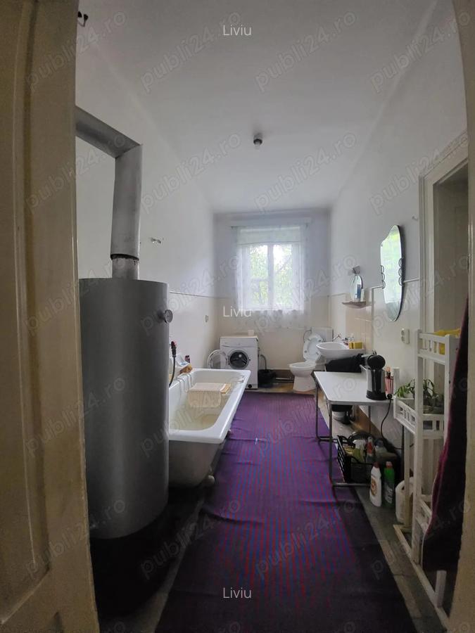 Casa cu pozitie deosebita in zona centrala - 8 Casa cu pozitie deosebita in zona centrala - 8