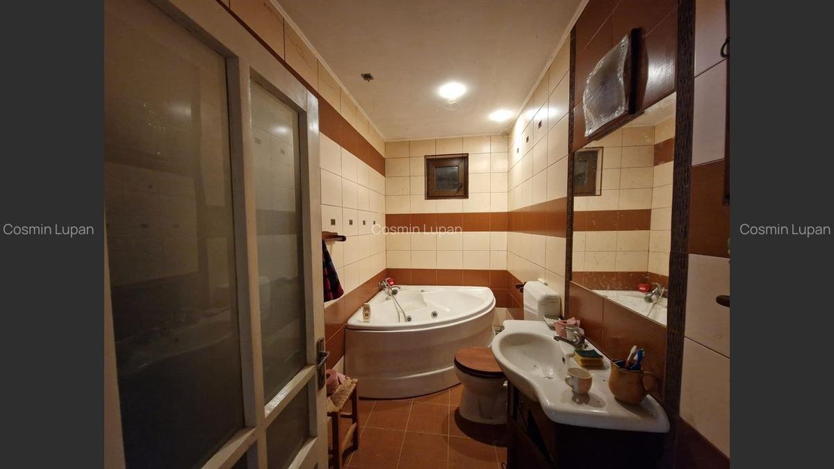 Casa cu teren de vanzare in Baita, 140m?, 4 camere, Comision 0% - 8
