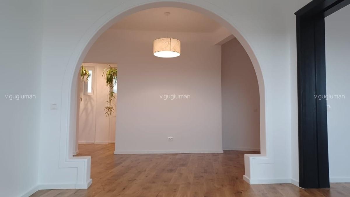 Penthouse 4 camere ultracentral, 125 mp, balcon panoramic, vedere Casa Poporului - 6 Penthouse 4 camere ultracentral, 125 mp, balcon panoramic, vedere Casa Poporului - 6