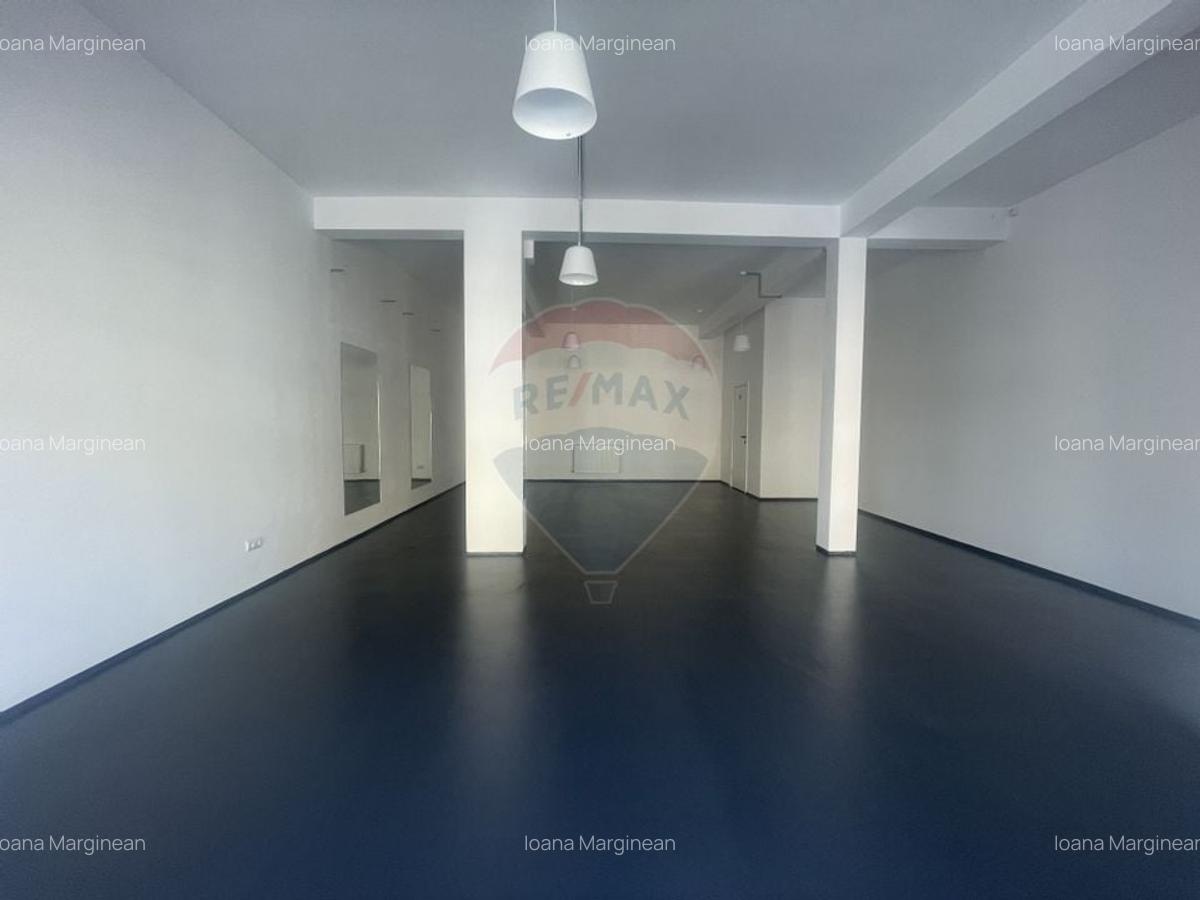 Spatiu comercial de inchiriat in Floresti COMISION 0 - 3