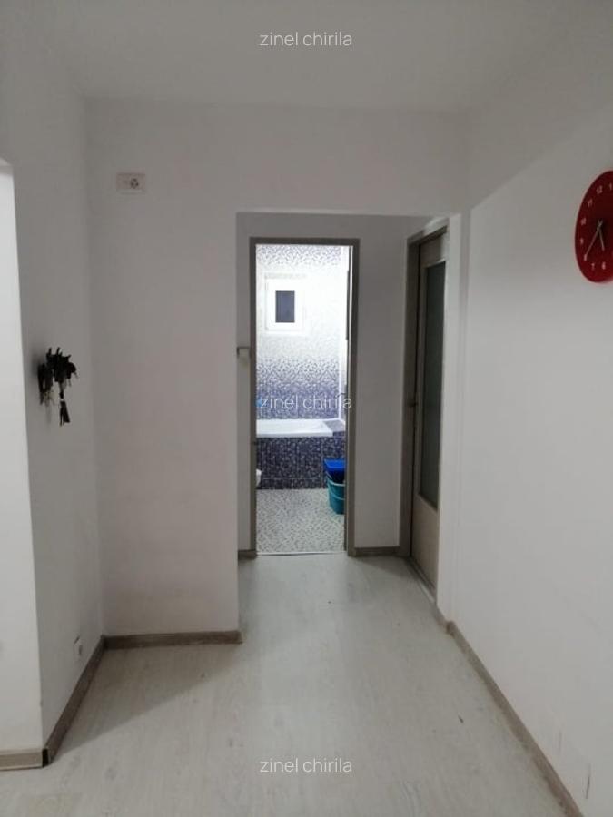 Apartament 4 camere decomandat, 2 bai, 1 boxa mare - Iasi - 16