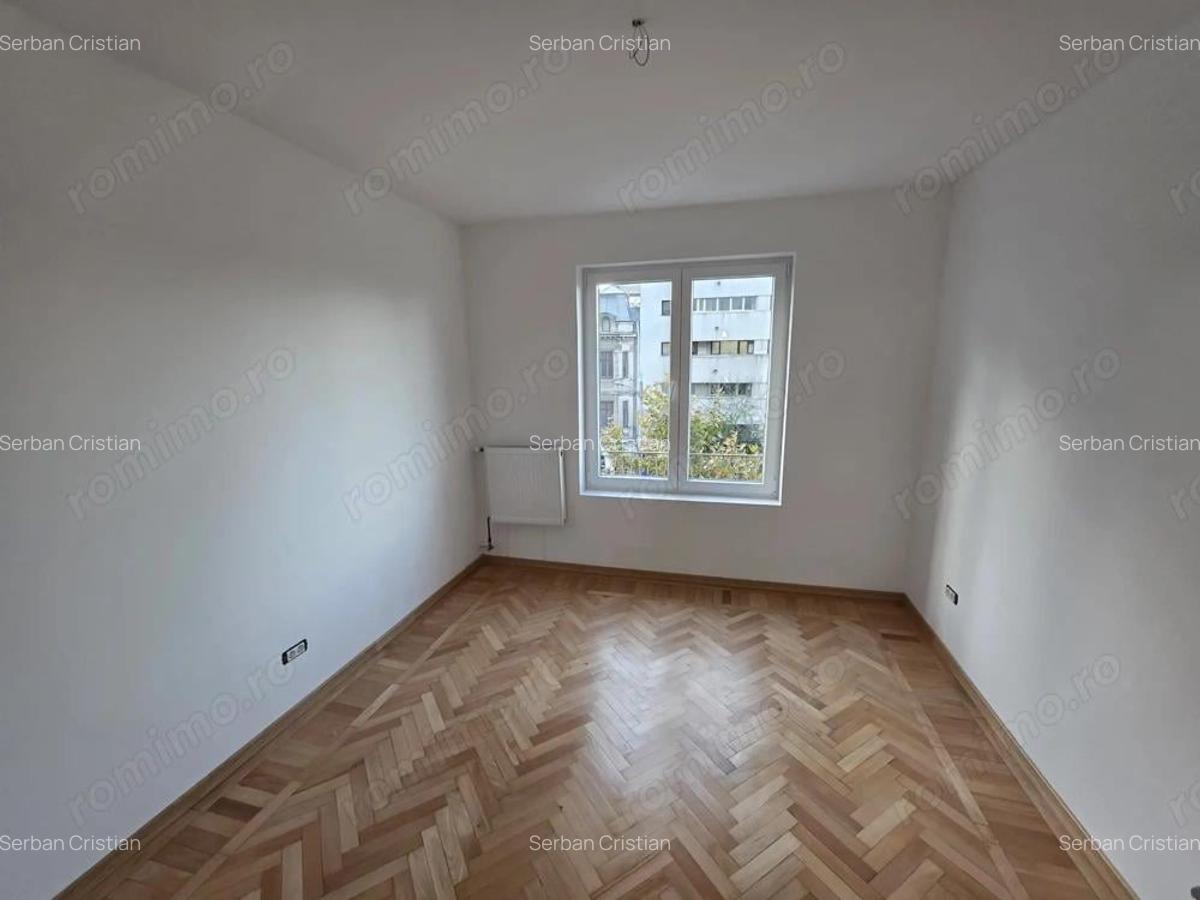 Romana Coloane apartament 3 camere de vanzare - 10