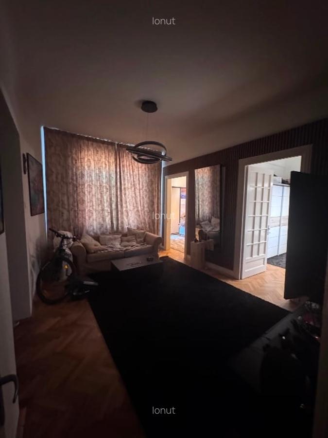 Apartament cu 3 camere decomandat în Calea Călărașilor - 7