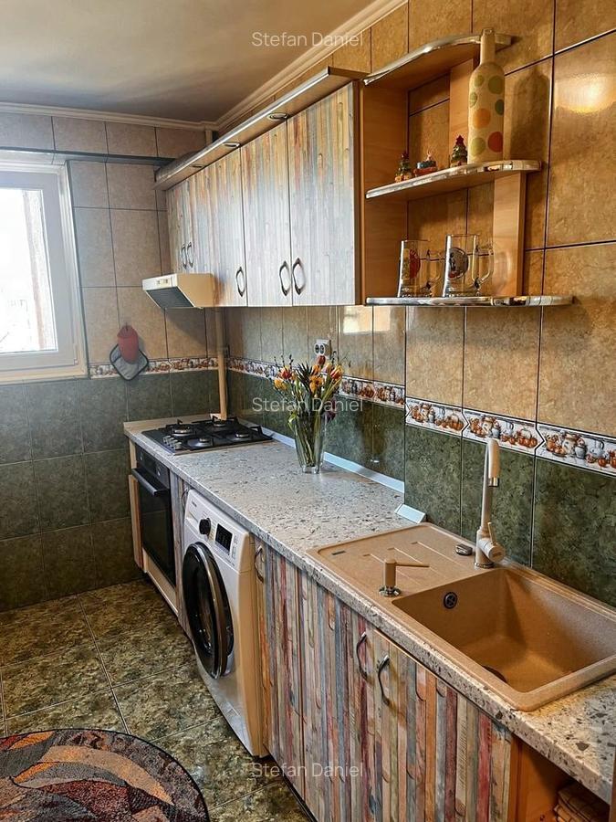 Apartament cu 3 camere semidecomandat, mobilat în Ștefan cel Mare - 3