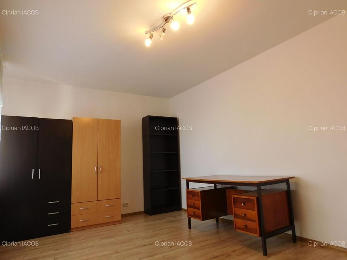 De închiriat apartament 2 camere decomandat, Zorilor - 3