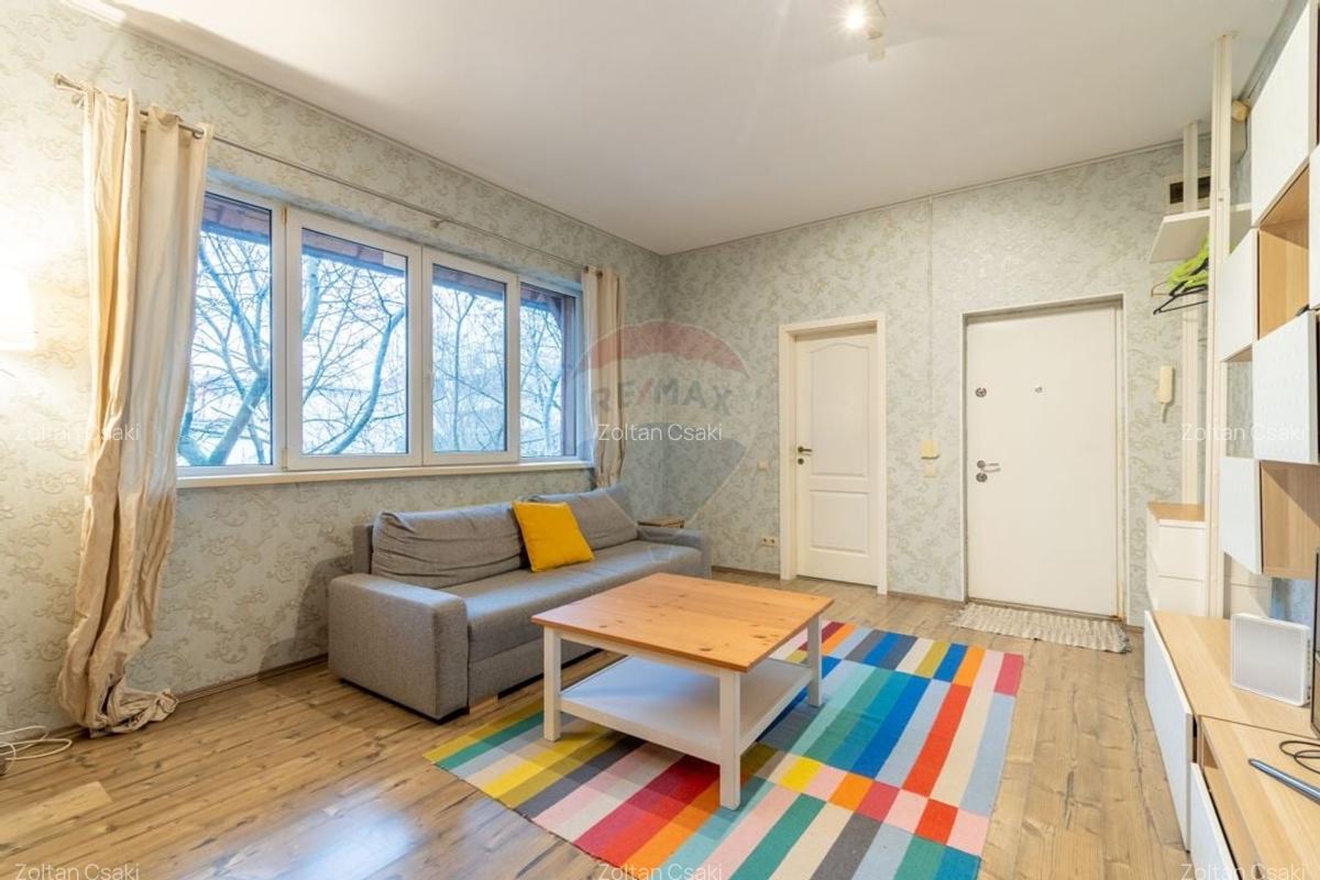 Apartament 3 camere de inchiriat Andrei Muresanu Str.Predeal Parcare - 2